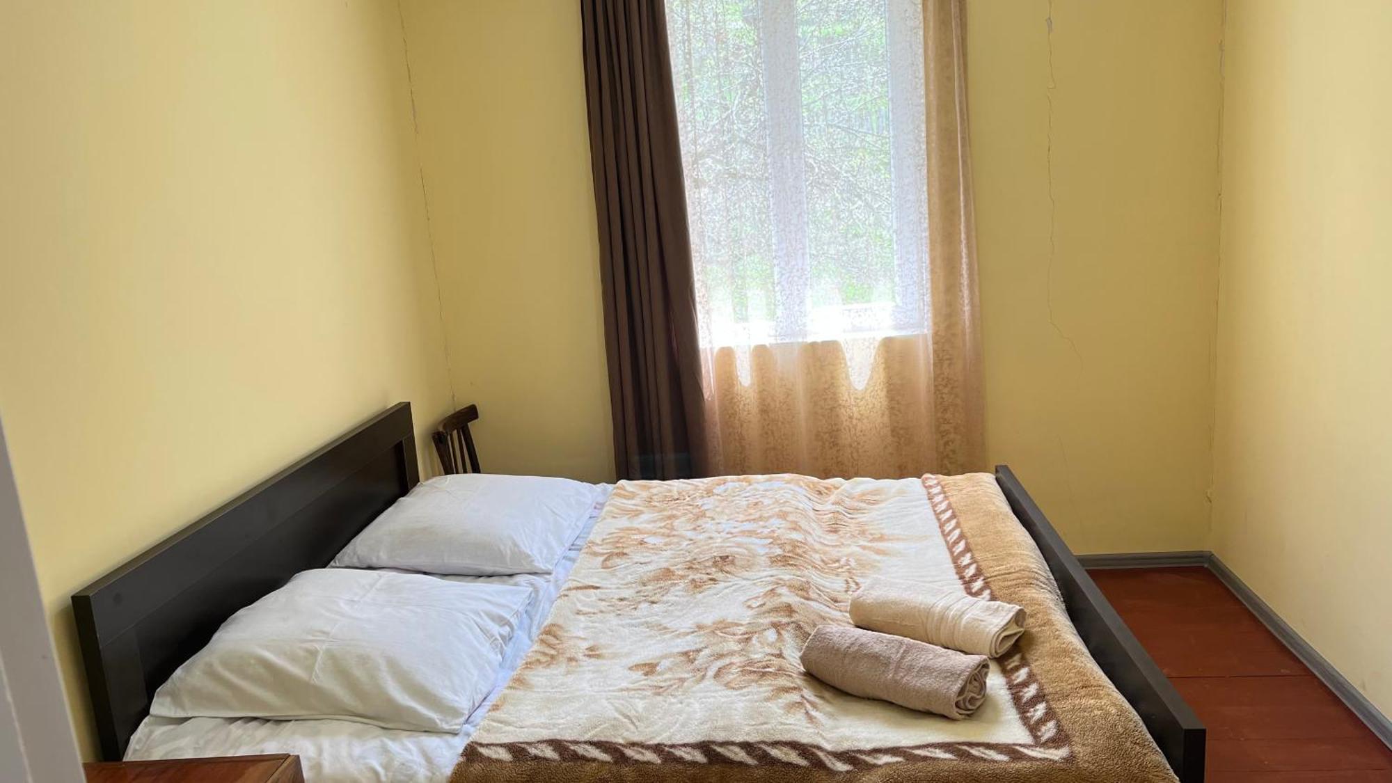 Ciuri'S Guesthouse Zhabeshi エクステリア 写真