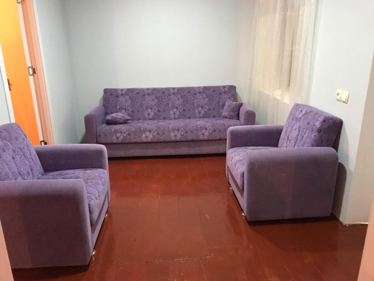Ciuri'S Guesthouse Zhabeshi エクステリア 写真